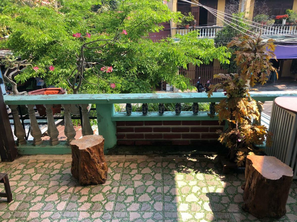 Nha Lan Homestay ฮอยอัน ภายนอก รูปภาพ